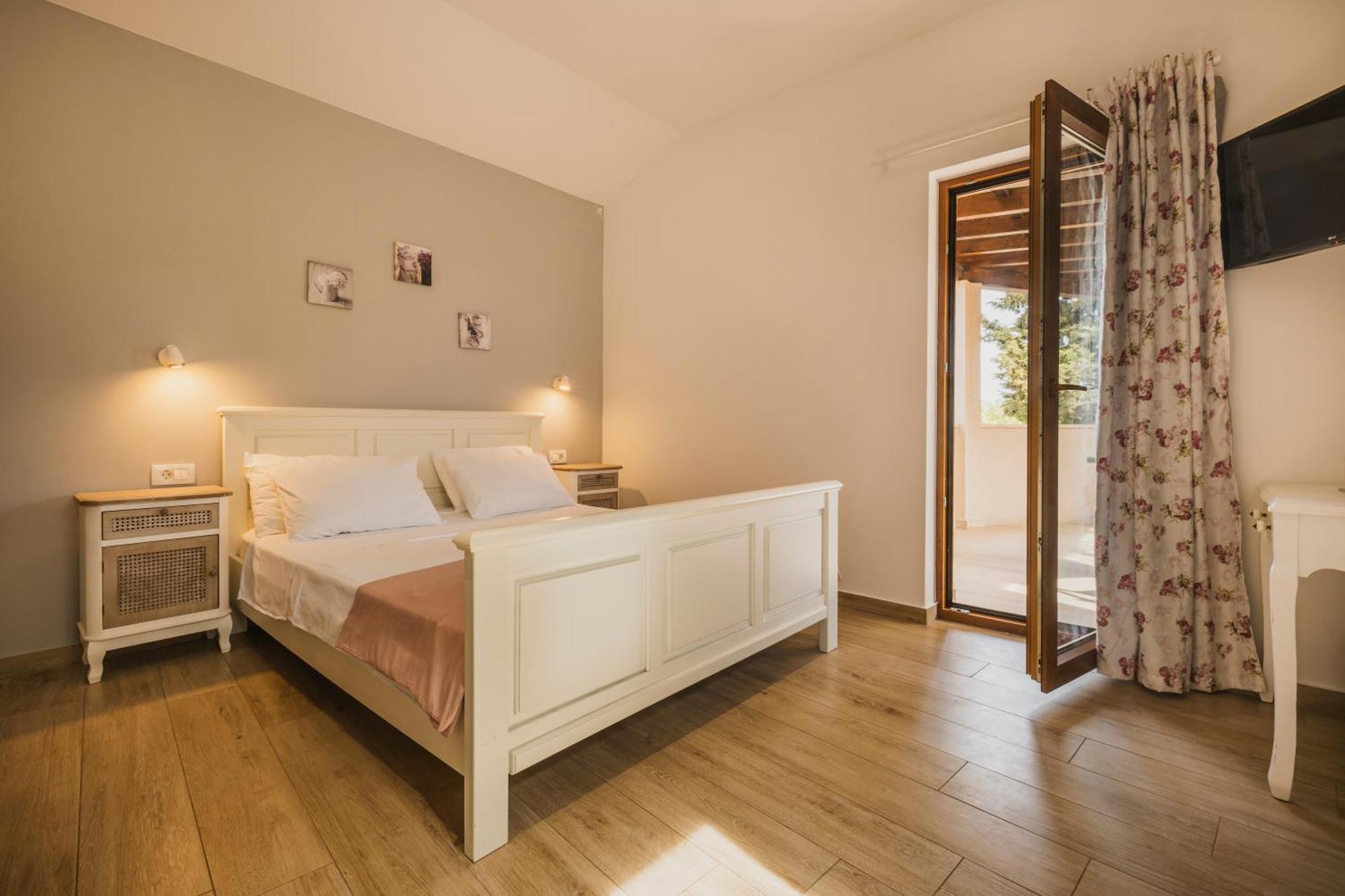 Rooms With Breakfast Near Porec Nova Vas  Exteriér fotografie